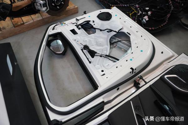 新車｜正撞、側撞、偏置碰撞後 你的電動汽車安全嗎？