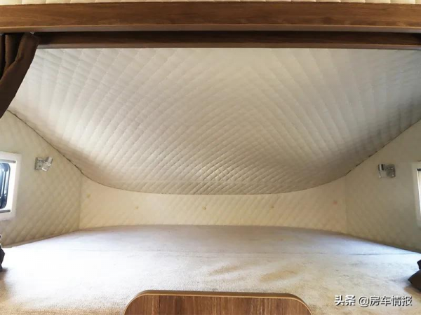 戴德E途房車來了!真正水電高配,一家5口玩不充電也能踏實用7天 戴德E途房車來了!真正水電高配,一家5口玩不充電也能踏實用7天