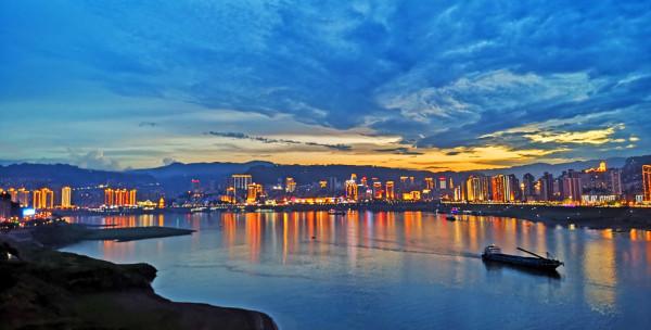 當時萬縣市的3個區,為什麼不保留?而是合併為萬州區 當時萬縣市的3個區,為什麼不保留?而是合併為萬州區