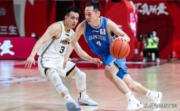 讓人失望！CBA頂薪後衛表現糟糕，還能帶隊衝擊季後賽嗎？