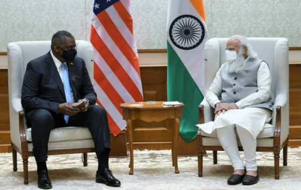 中國“兩線作戰”新戰略:西邊保守列印,東部全力抗美 中國“兩線作戰”新戰略:西邊保守列印,東部全力抗美