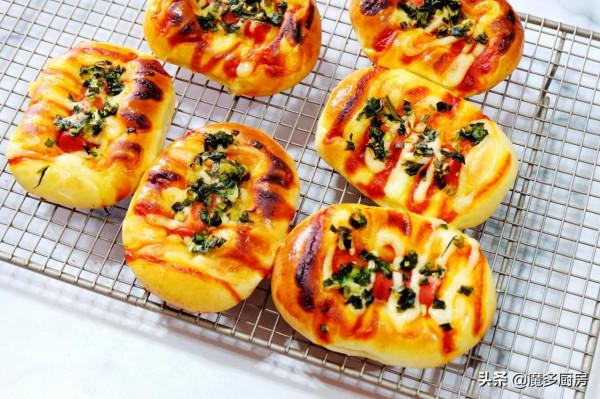 麵包出爐太香了，健康無新增，孩子吃了還想吃，媽媽連續烤了四盤