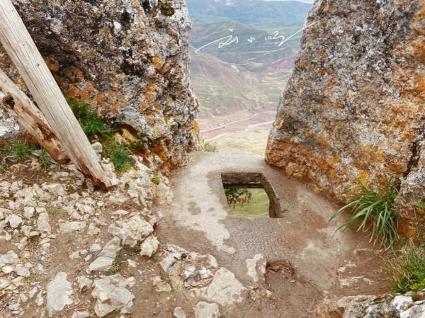 全世界最高的公共廁所,海拔近5000米,腳下是懸崖,遊客:不敢上 全世界最高的公共廁所,海拔近5000米,腳下是懸崖,遊客:不敢上