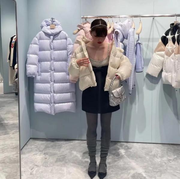 咱就是說,沒有楊冪帶不火的單品,這次又被狠狠的種草了 咱就是說,沒有楊冪帶不火的單品,這次又被狠狠的種草了