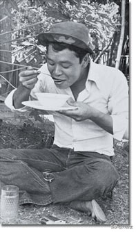 最後投降的一個日本兵,在海島上頑抗30年,投降後竟成了英雄 最後投降的一個日本兵,在海島上頑抗30年,投降後竟成了英雄