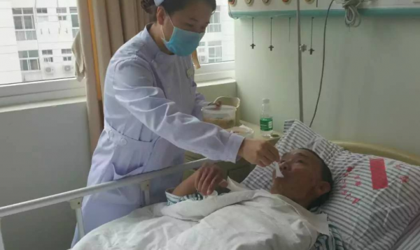 一天一盤菜,72歲獨居老頭確診肝癌,醫生:這是在“自毀肝臟” 一天一盤菜,72歲獨居老頭確診肝癌,醫生:這是在“自毀肝臟”