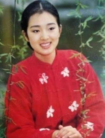 知名女星鞏俐：被張藝謀拒婚後，婚姻狀況如何了？