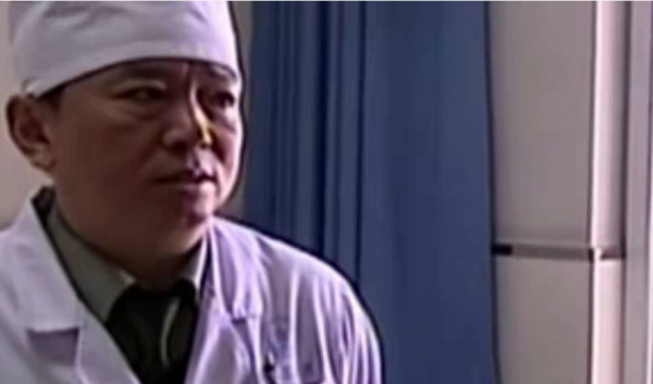 四川19歲女孩患絕症，唯一願望是見生母一面，為何母親拒絕相見？