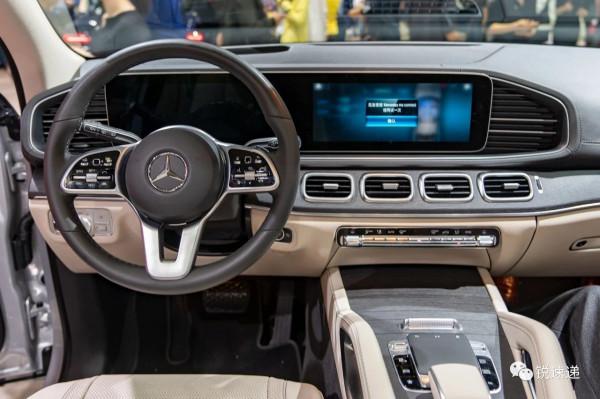 「銳速遞」2022款賓士GLS上市，最高降幅4&period;14萬元