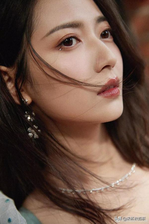 ELLE風尚大典，但眾女星依舊光彩照人，看下是否有你喜歡的