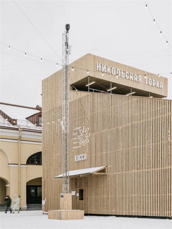 夏日劇場,冬日滑雪:俄羅斯Nikolsky Rows商業廣場改造案例現狀 夏日劇場,冬日滑雪:俄羅斯Nikolsky Rows商業廣場改造案例現狀