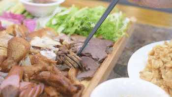 這家小酒館的「無敵下酒菜」4個人都吃不完,來晚吃不到 這家小酒館的「無敵下酒菜」4個人都吃不完,來晚吃不到