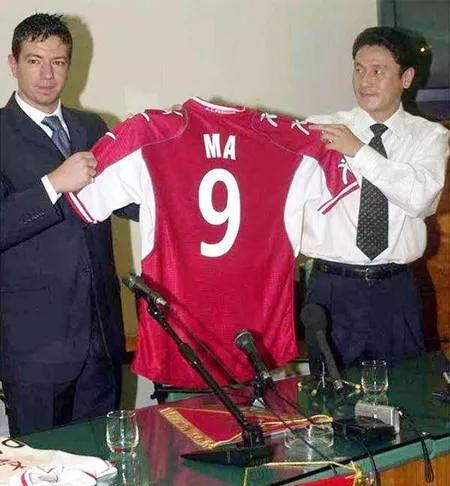 國腳李磊加盟草蜢，盤點中國留洋球員