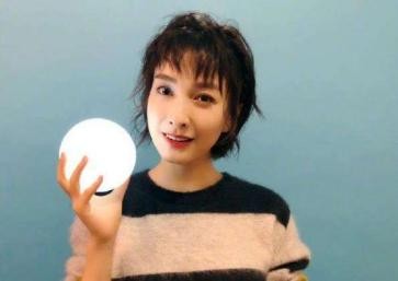 曾經的吳昕你愛搭不理，如今的她你高攀不起，果然是藏得太深