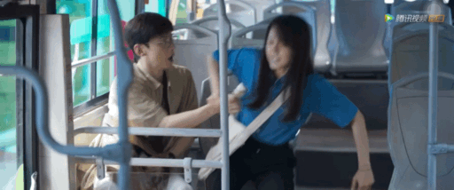 一口氣刷完8集，國產劇開年就出了王炸