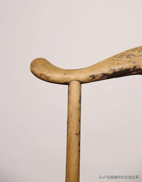 清中期榆木官帽椅