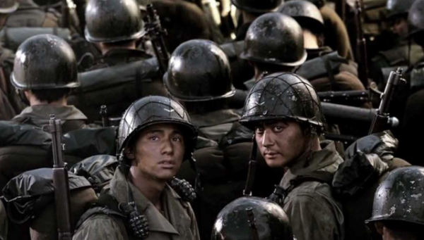 志願軍休整途中，師長聽到炮聲，自作主張打阻擊，拯救10萬友軍