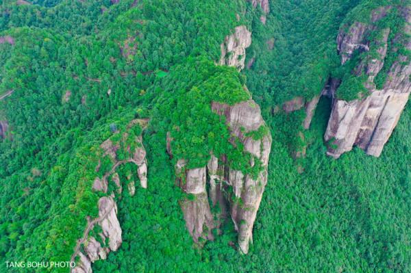 隱藏在臺州的小眾旅遊地神仙居,千峰林立雲霧繚繞宛如人間 隱藏在臺州的小眾旅遊地神仙居,千峰林立雲霧繚繞宛如人間
