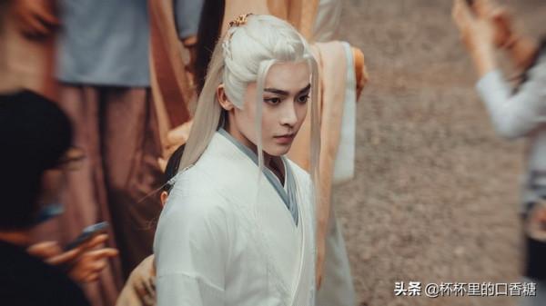 10位男神新古裝造型！肖戰《玉骨遙》仙氣、龔俊《安樂傳》霸氣