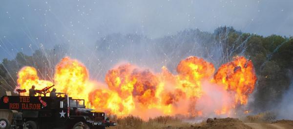 比白磷彈恐怖千倍的炸彈,一旦沾上死是最大的解脫,到底有多恐怖 比白磷彈恐怖千倍的炸彈,一旦沾上死是最大的解脫,到底有多恐怖