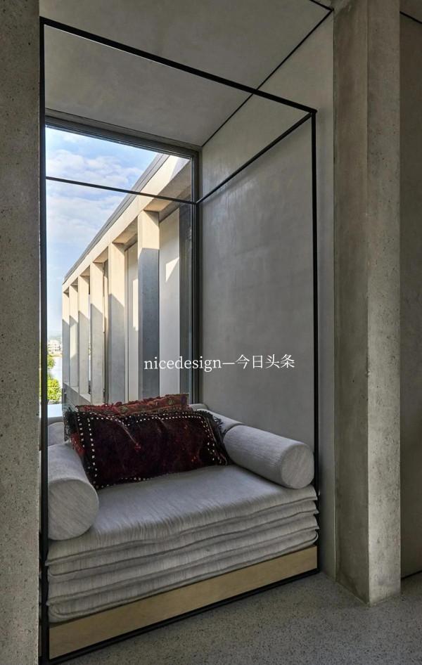 充滿神秘感和敬畏感的家 充滿神秘感和敬畏感的家