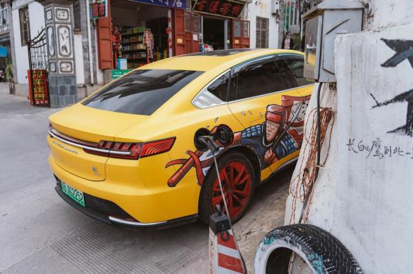 「生活記」開漢EV學架子鼓，享受追逐的快樂