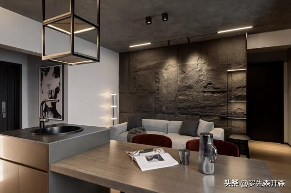 89㎡暗色主義裡隱藏的結構和意義；給空間一絲沉穩的氣息