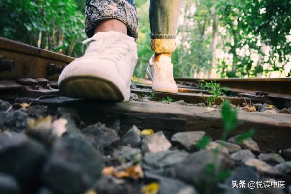 足跟痛的8個泡腳良方 足跟痛的8個泡腳良方