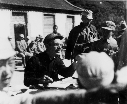 1995年，山西老頭去首都訪友，楊成武派軍車全程護送，他是誰？