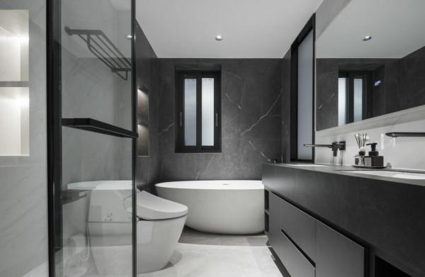 她拒絕斷舍離，將240㎡大宅打滿櫃子，完工後才知道有多實用