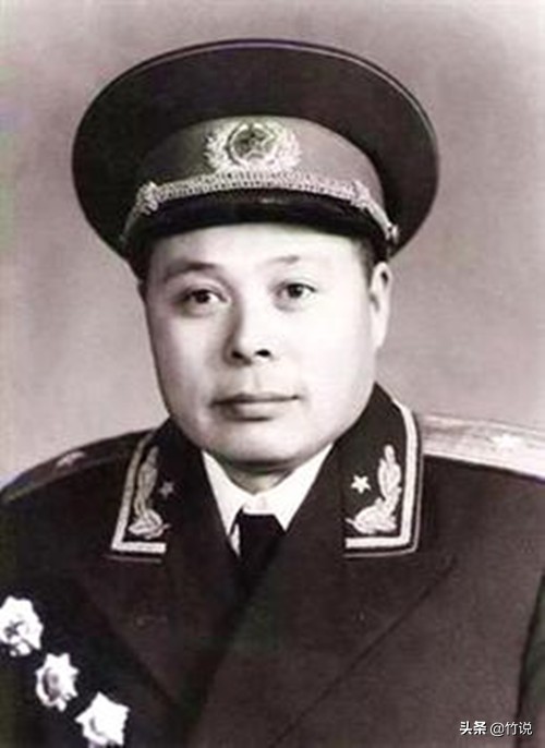 建國時我軍有10位“獨臂將軍”，他們是誰？1955年被授什麼軍銜？