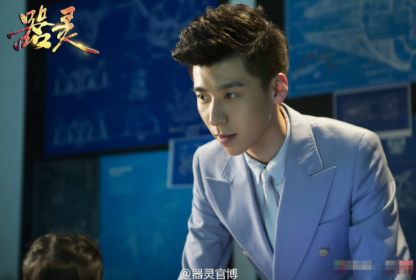 和馬龍曾是省隊隊友，參加13屆《快男》出道，後拍戲當上男一號