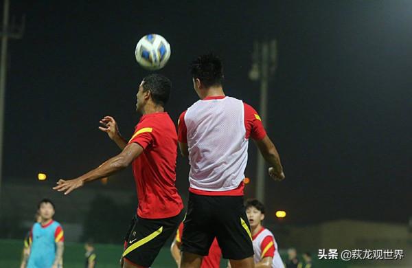 張琳芃成一大雞肋!足協召開內部會:對越南必須全取3分 罵名不背 張琳芃成一大雞肋!足協召開內部會:對越南必須全取3分 罵名不背