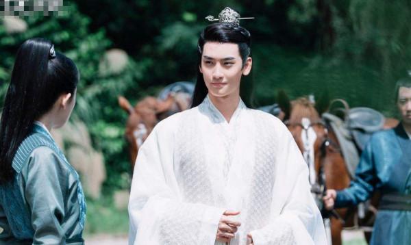 黃俊捷：95後小生參演過《斛珠夫人》《三生三世》，他到底是誰？