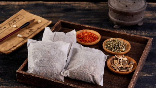 年紀大了有&OpenCurlyDoubleQuote;加齡臭&rdquo;？40歲之後做好4件事，或能緩解