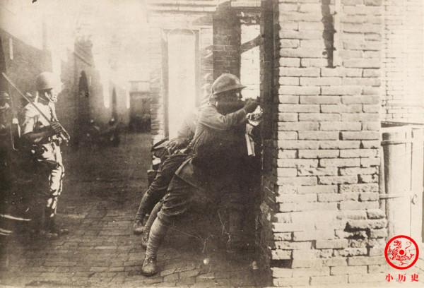 10張老照片再現“九一八”事變現場，日軍張貼布告恐嚇百姓