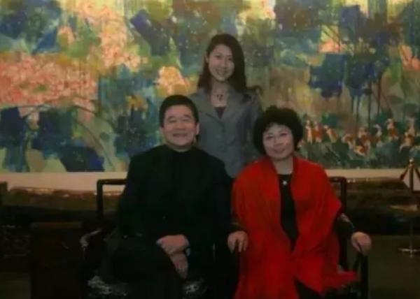 40年前,許化遲花20萬,買下9000幅大師的畫作,如今值多少錢? 40年前,許化遲花20萬,買下9000幅大師的畫作,如今值多少錢?