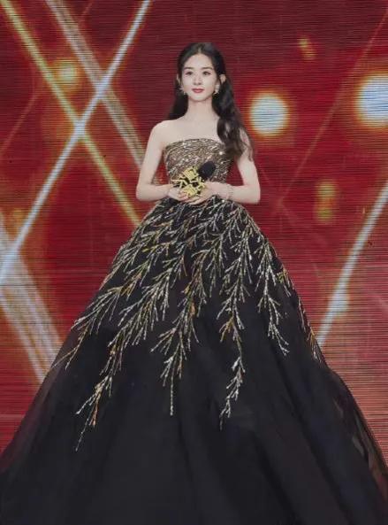 趙麗穎，十年蛻變，變化翻天覆地