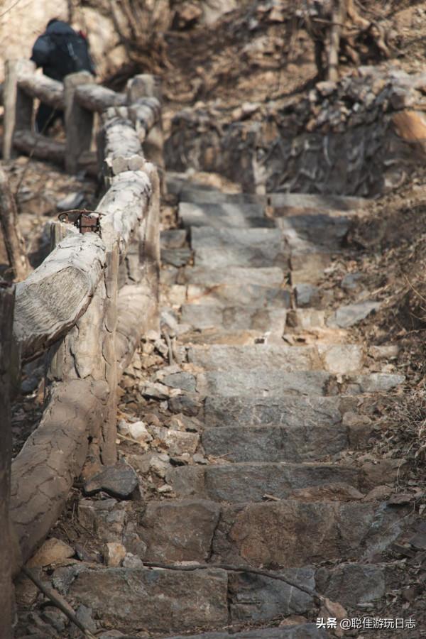 北京徒步登山：門頭溝天泉寺滴水巖-棲隱寺環穿①,冰柱-溶洞-古寺