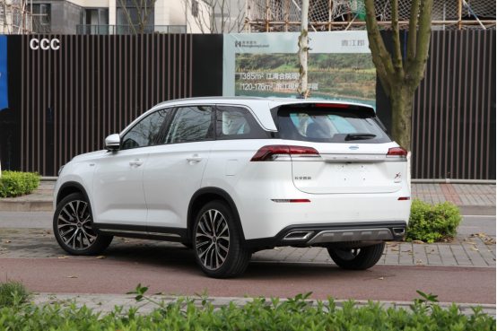 要大空間還要動力好配置高,捷途X90和歐尚X7怎麼選? 要大空間還要動力好配置高,捷途X90和歐尚X7怎麼選?