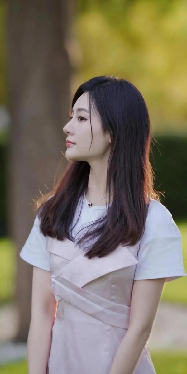 中華小姐總冠軍、鳳凰衛視主持人郭洋子寫真集 中華小姐總冠軍、鳳凰衛視主持人郭洋子寫真集