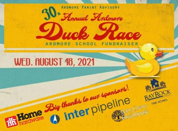 從加拿大到俄羅斯，一隻愛心小黃鴨的奇幻漂流