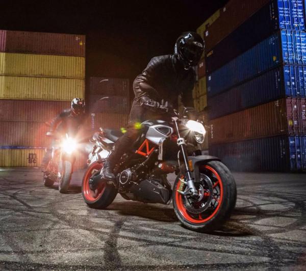 公路興奮劑&mdash;&mdash;Aprilia Dorsoduro 900