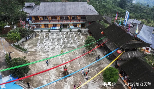 李子柒“隱居”地公開，這座比成都還安逸的城市，究竟是什麼地方