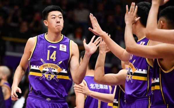 CBA三訊息：林書豪解除隔離，同曦新秀砍下19＋4，王少傑吃罰單