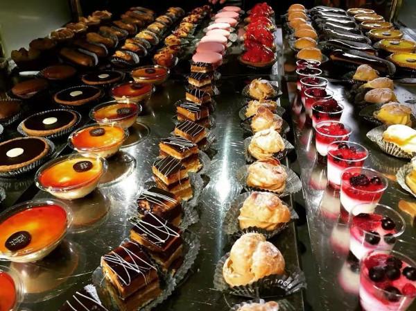 法國當地的自助餐有多豪華?頂級食材“堆成山”,芝士逾100多種 法國當地的自助餐有多豪華?頂級食材“堆成山”,芝士逾100多種