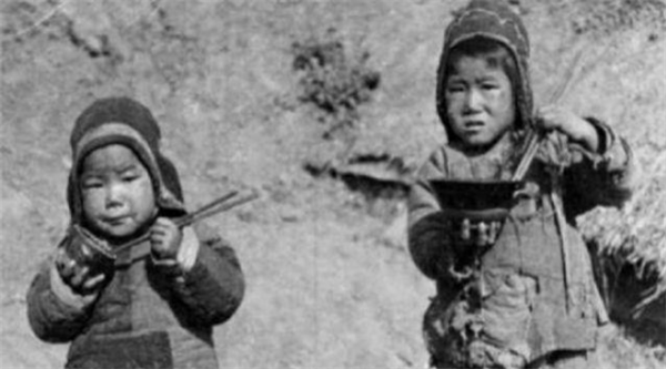 母親被國軍抓獲,政委當場發飆:誰敢動我媽,我讓他全家雞犬不留 母親被國軍抓獲,政委當場發飆:誰敢動我媽,我讓他全家雞犬不留