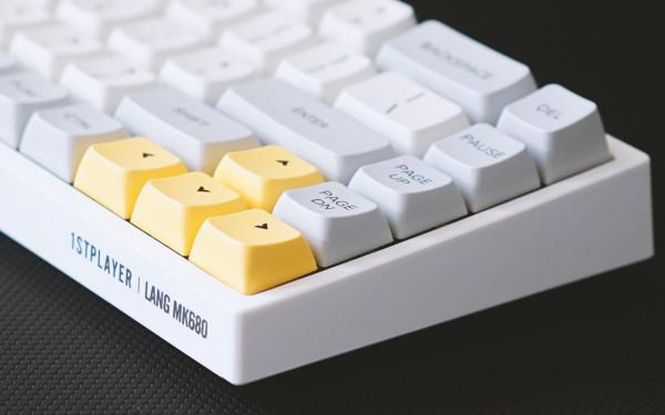 超高性價比的68鍵機械鍵盤，首席玩家MK680體驗