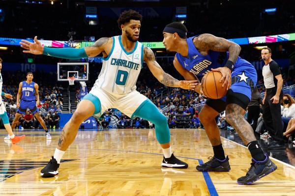 湖人或交易威少,沃格爾受質疑!公牛悍將受傷,庫裡莫蘭特創紀錄 湖人或交易威少,沃格爾受質疑!公牛悍將受傷,庫裡莫蘭特創紀錄