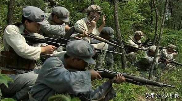 紅軍第五次反圍剿令人痛心一戰，失利後軍團政委判刑，團政委處決